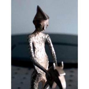 Figurine / Decorative Object "young Boy With Stick And Paper Hat" – Chess Piece,