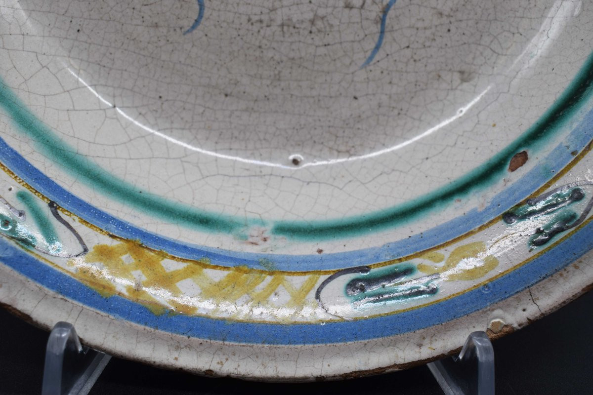 Piatto "bacile" in maiolica - Cerreto Sannita (attrib.), XVIII secolo-photo-3