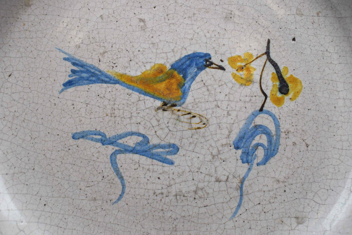 Piatto "bacile" in maiolica - Cerreto Sannita (attrib.), XVIII secolo-photo-2