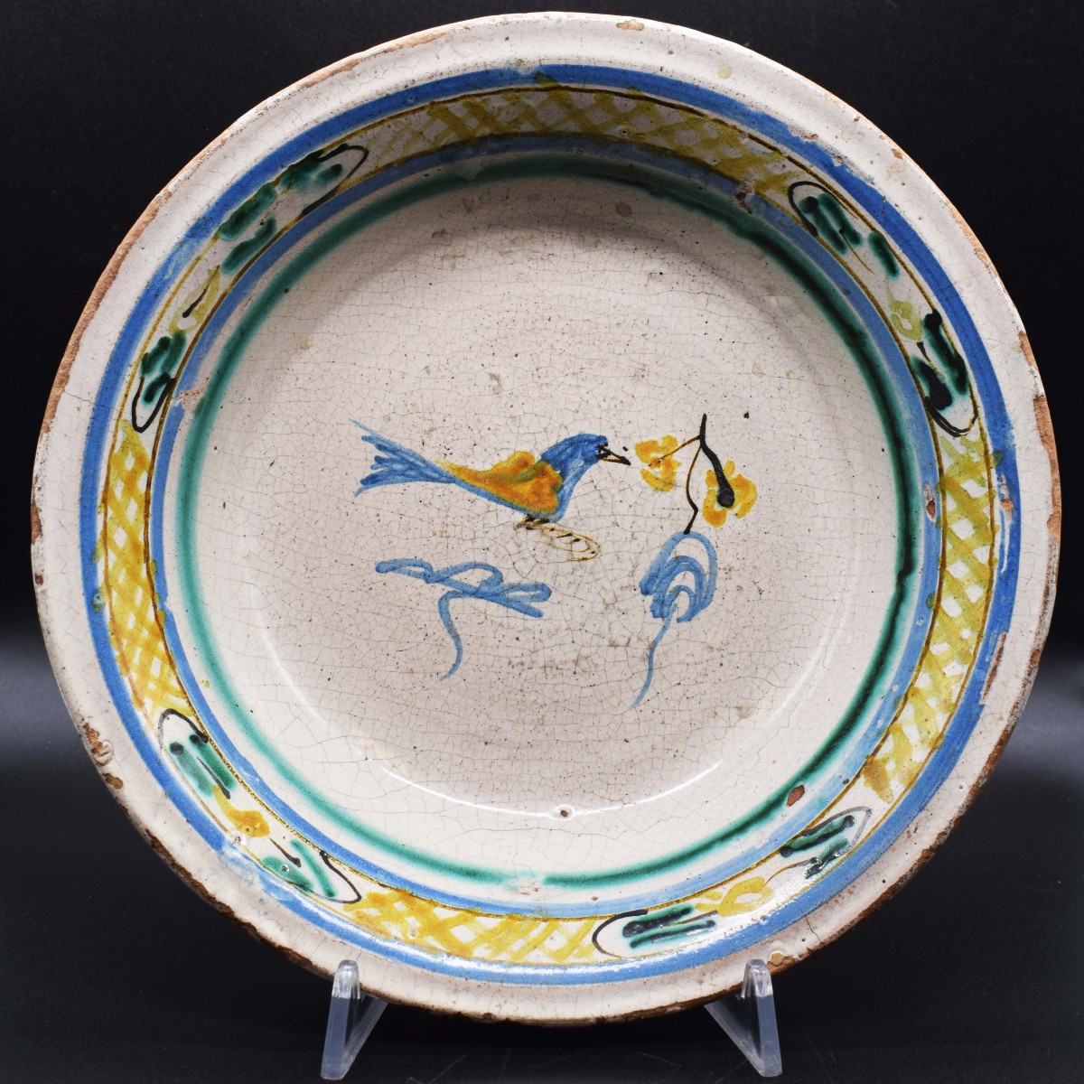 Piatto "bacile" in maiolica - Cerreto Sannita (attrib.), XVIII secolo