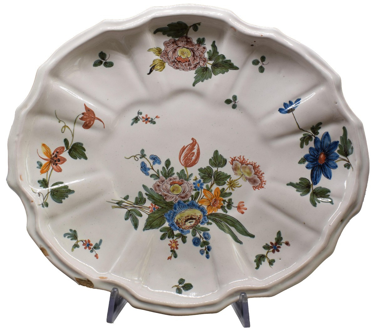 Vassoio in maiolica di Bassano, Metà XVIII secolo
