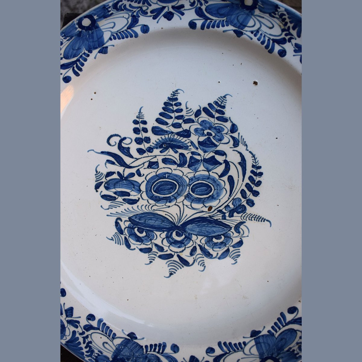 Piatto da parata in maiolica della manifattura Antonibon, Nove di Bassano, XVIII secolo-photo-2
