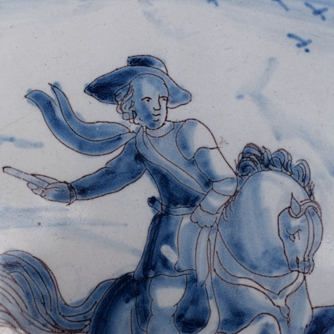 Alzatina in maiolica – Cavaliere a cavallo - Liguria, fine XVII secolo-photo-4