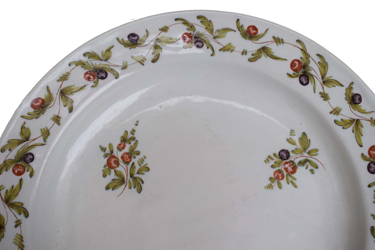 Piatto da parata in maiolica, Metà XVIII secolo-photo-1