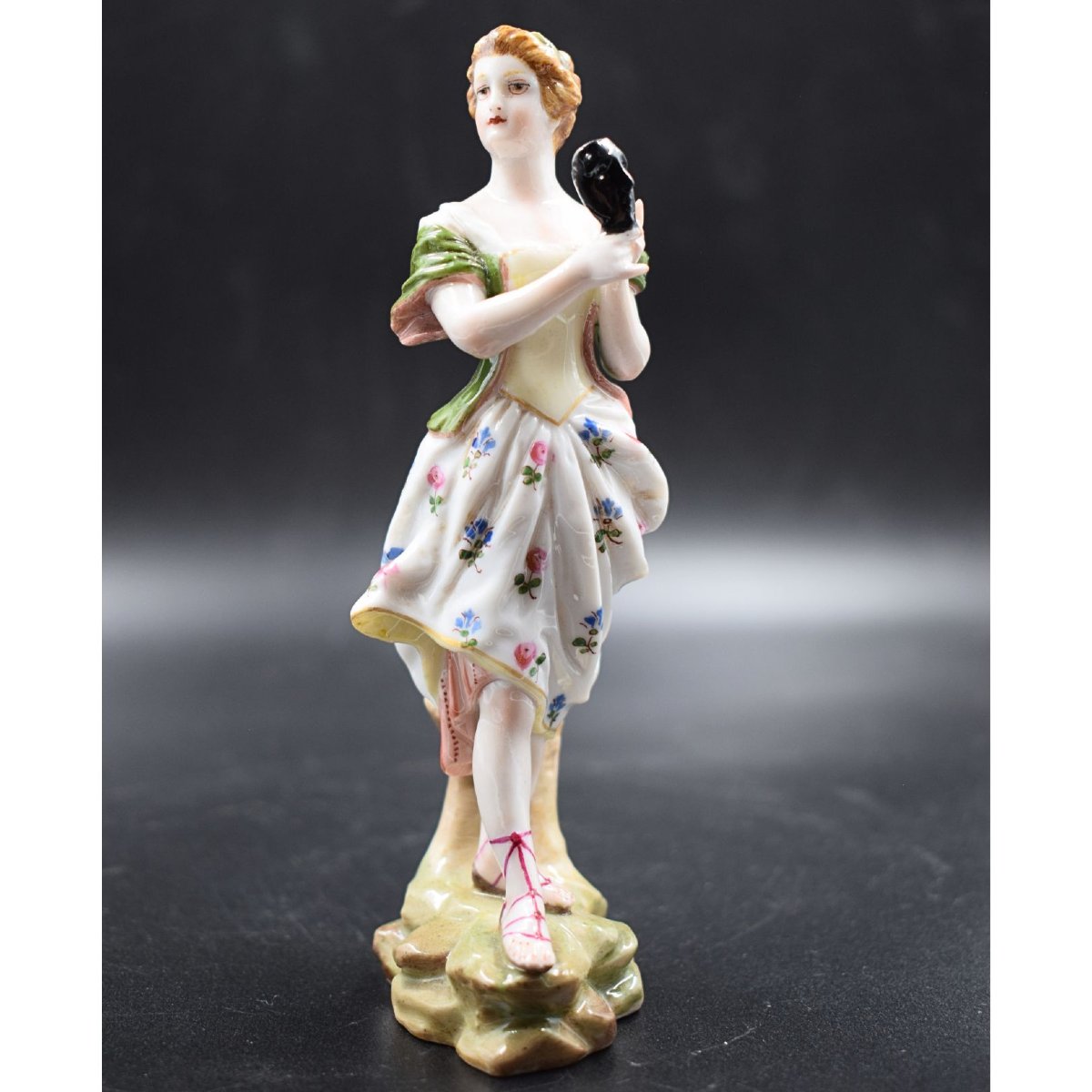 Scultura in Porcellana di Meissen – Figura della Commedia dell'Arte con Maschera -photo-2