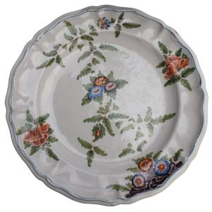 Piatto in maiolica antica policroma, manifattura Antonibon, Bassano