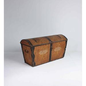 Swedish Chest