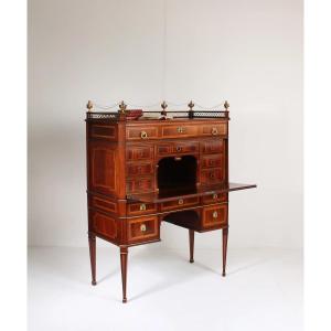 Louis XVI Secretary