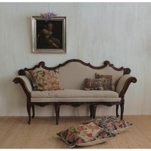 Venetian Sofa