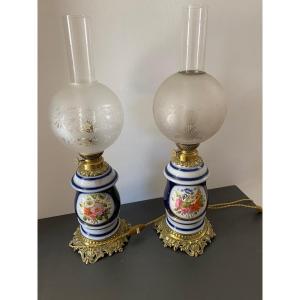 Pair Of Oil Lamps From The XIX Century In Fence