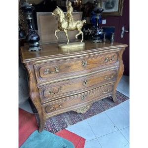18th Century Walnut Commode Tombeau