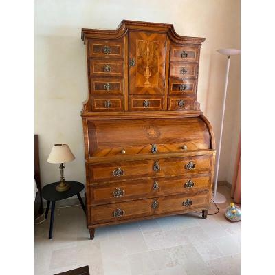 XVI MarquetÉ Cabinet