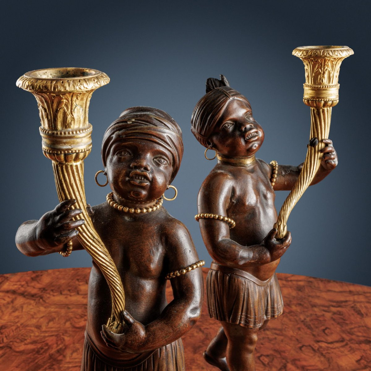 Coppia di Candelieri, In bronzo e marmo, Parigi 1783-photo-3