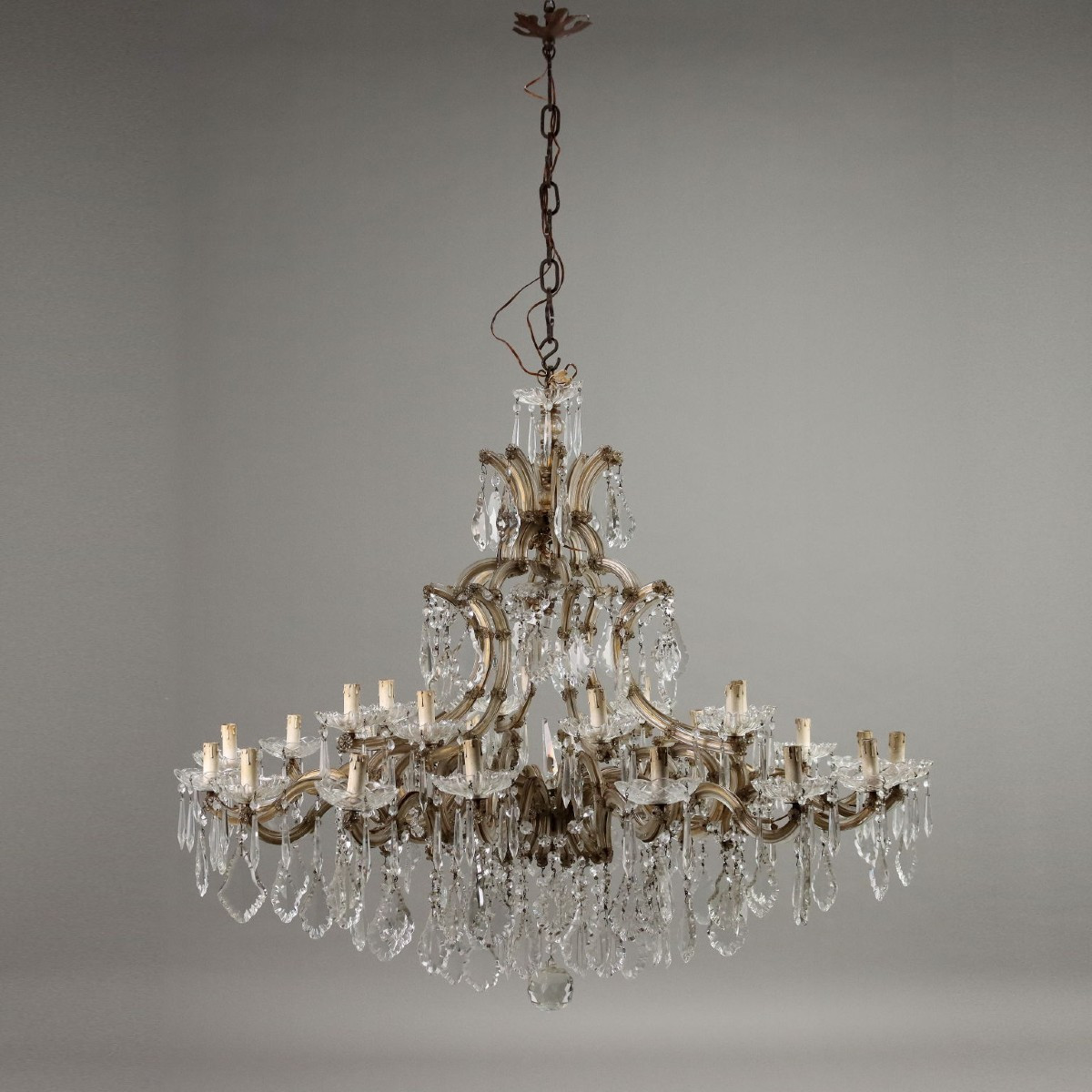 Lampadario in Stile Maria Teresa Italia XX Secolo
