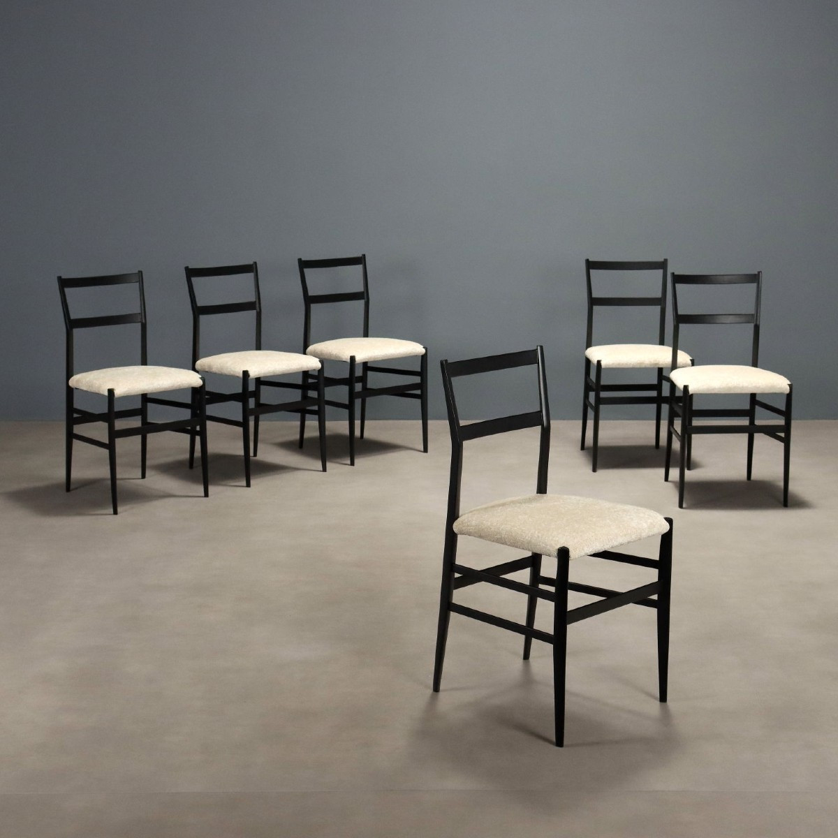 Sei Sedie '699 Superleggera' di Gio Ponti per Cassina
