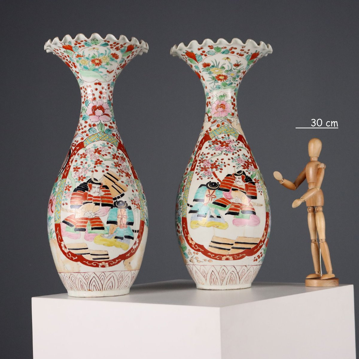 Coppia di Vasi a Tromba Giappone Epoca Taisho 1910-1920-photo-2