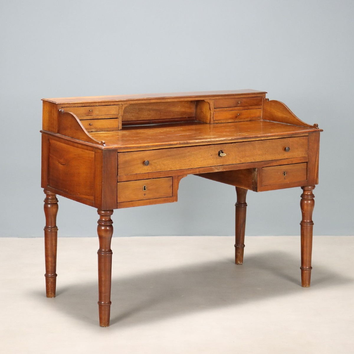 Scrivania in Noce Italia XIX Secolo