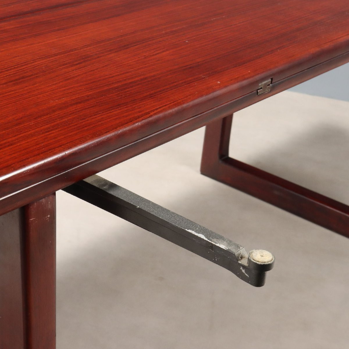 Tavolo 'SC/66' di Claudio Salocchi per Sormani-photo-2