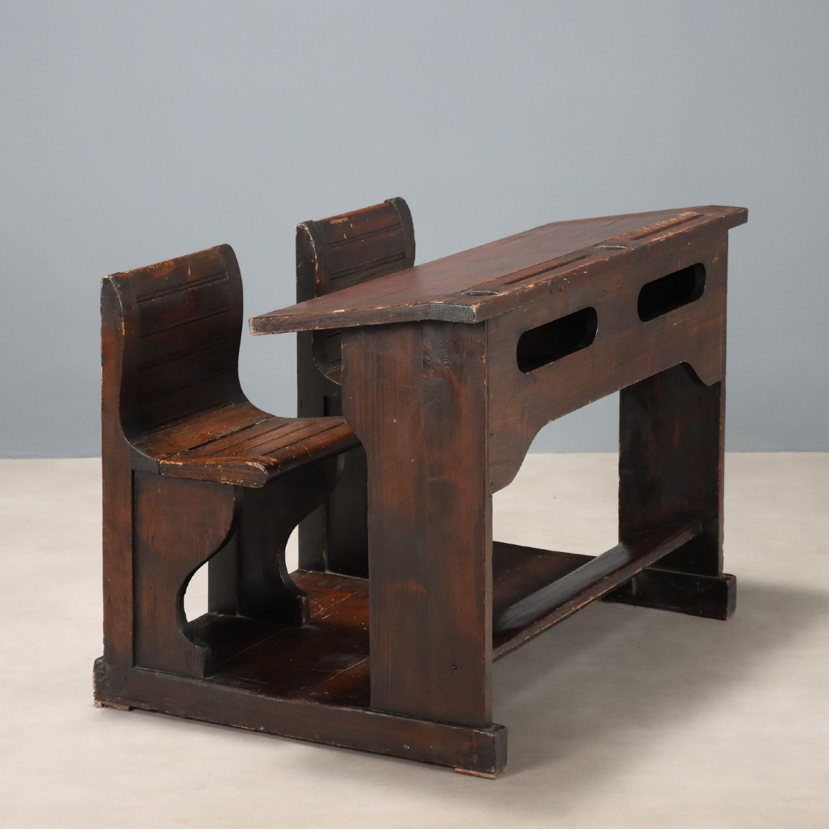 Banco da Scuola Italia, fine XIX Secolo