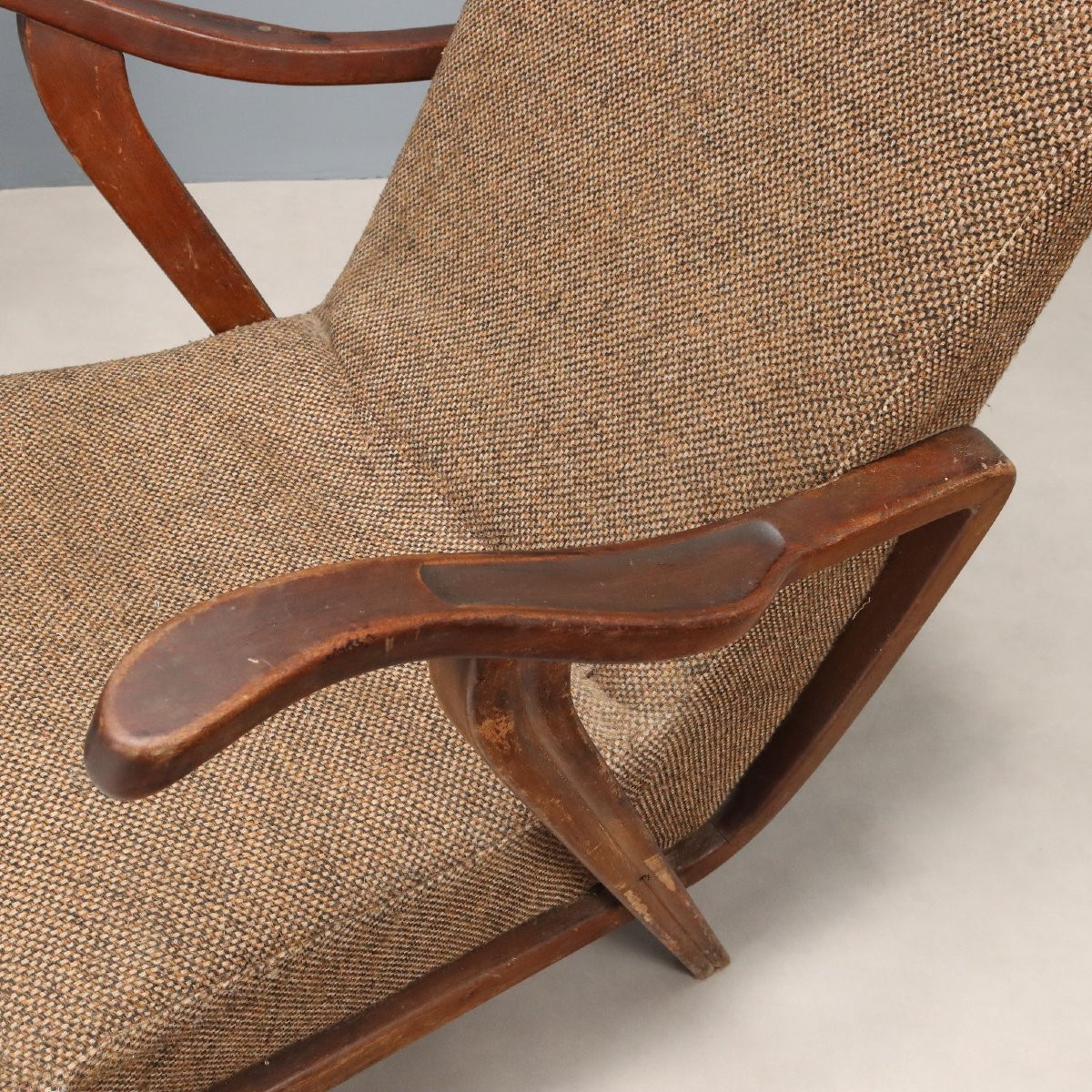 Due Poltrone con Braccioli in Legno Anni '60-photo-1