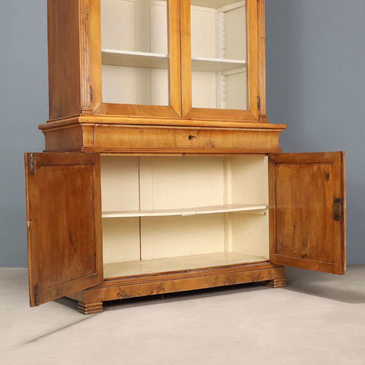 Credenza in Stile Neogotico Francia Metà XIX Secolo-photo-1