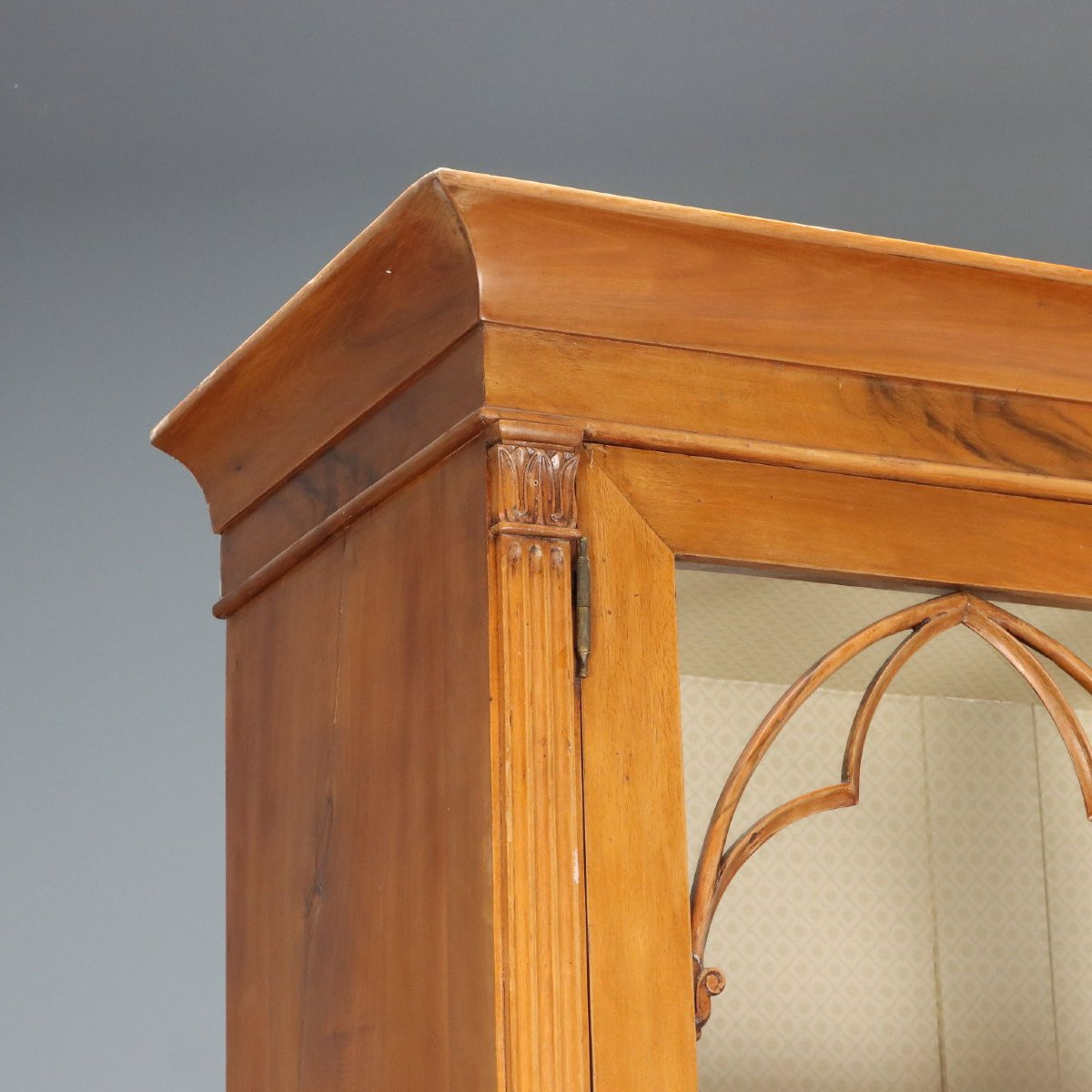 Credenza in Stile Neogotico Francia Metà XIX Secolo-photo-2