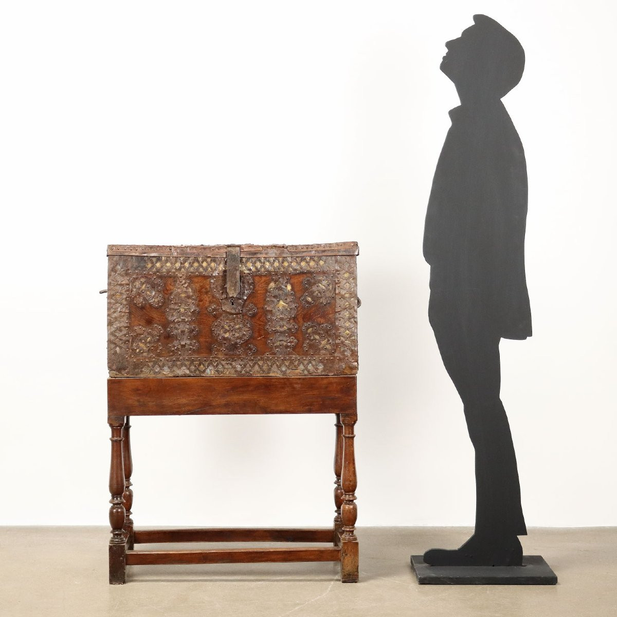 Baule di Gusto Neorinascimentale con Tavolino Italia Inizio XIX Secolo-photo-2