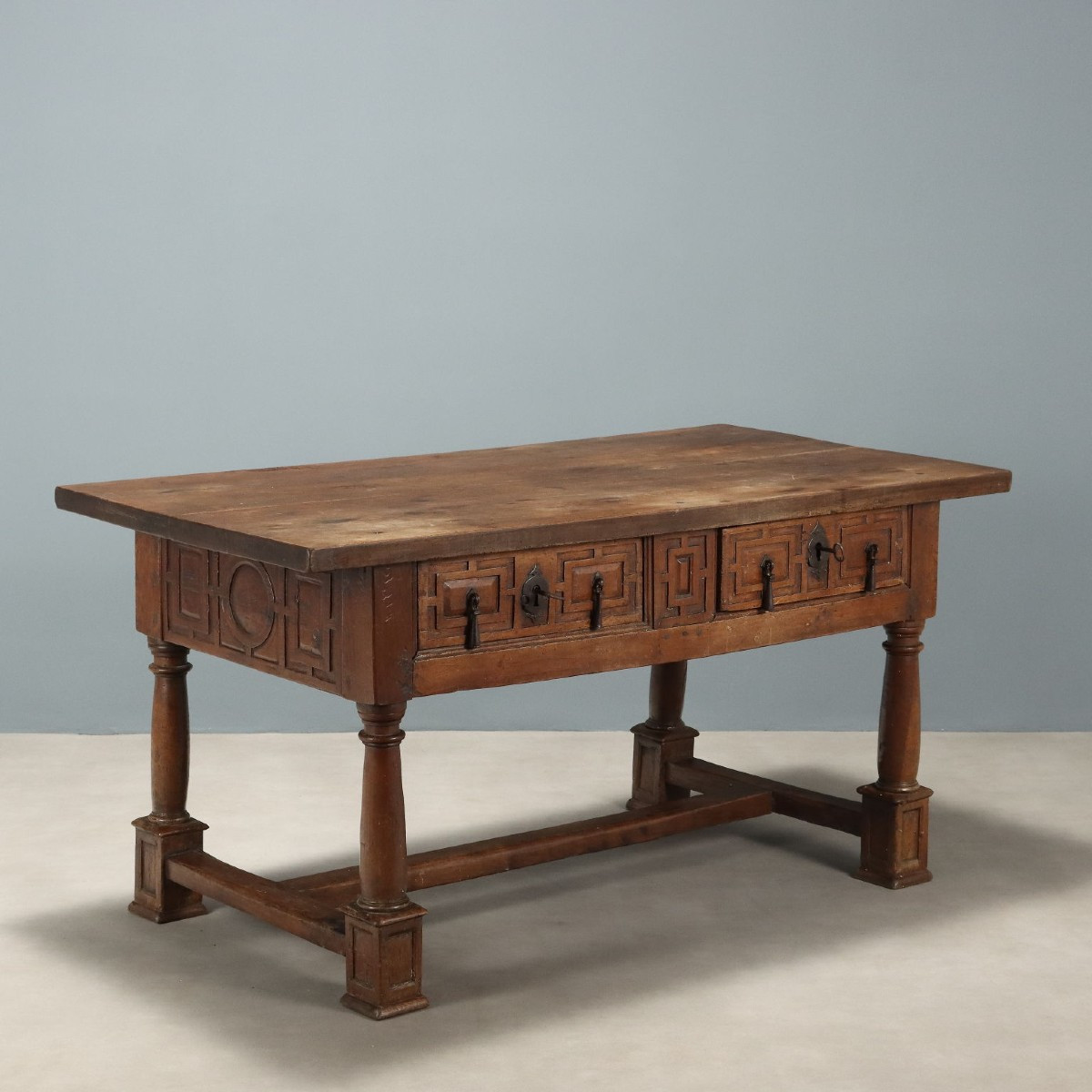 Tavolo in Noce Spagna XVII Secolo