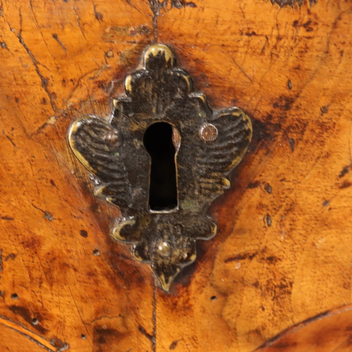 Cassettone Barocco in Noce Lombardia Inizio XVIII Secolo-photo-2