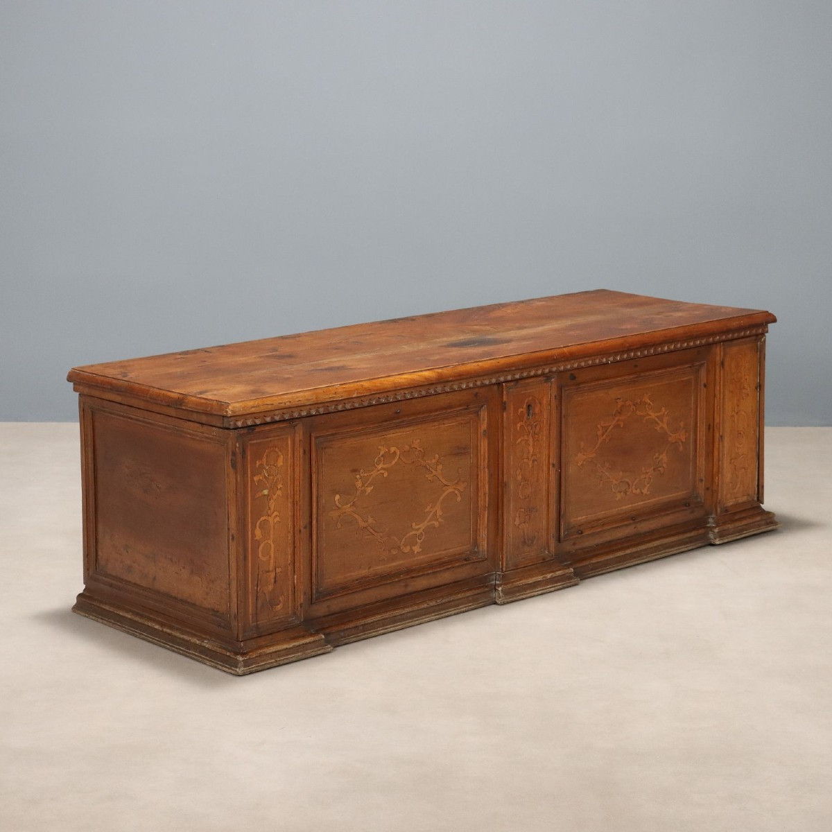 Cassapanca in Noce Italia Fine XVIII Secolo