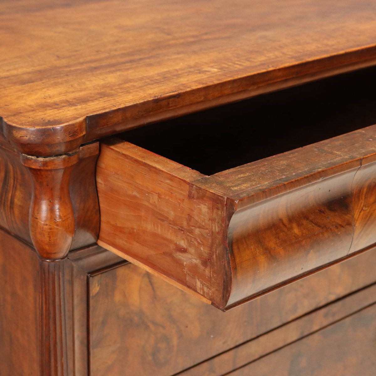 Cassettone Luigi Filippo in Noce e Radica di Noce Italia Secondo Quarto XIX Secolo-photo-4