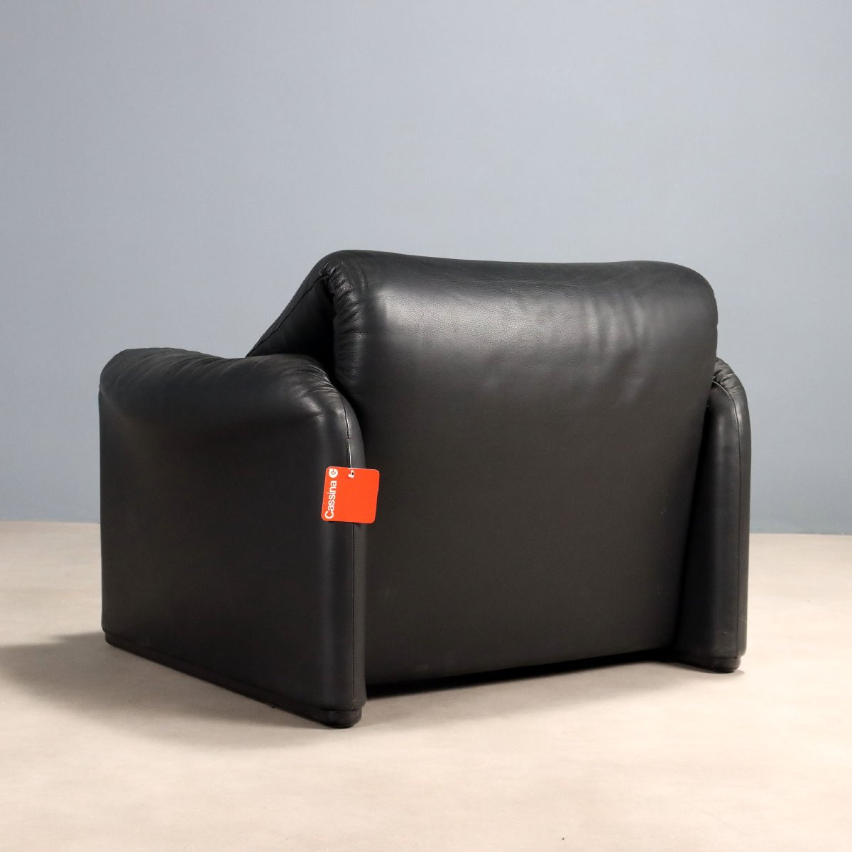 Poltrone 'Maralunga' di Vico Magistretti per Cassina-photo-5