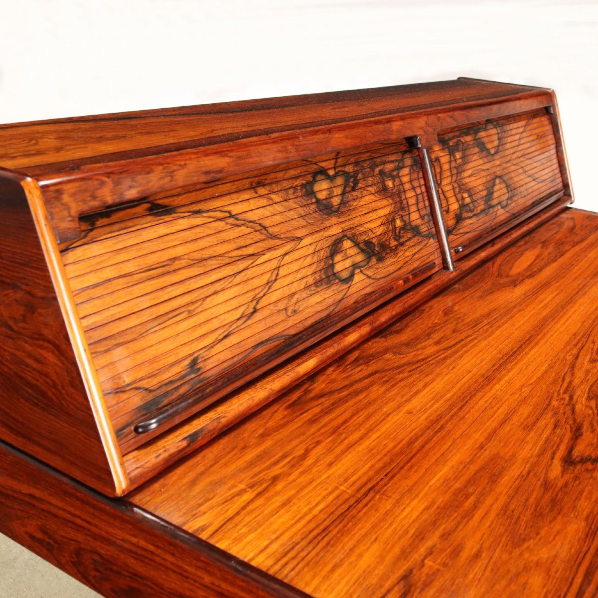 Scrittoio '530' di Gianfranco Frattini per Bernini-photo-1