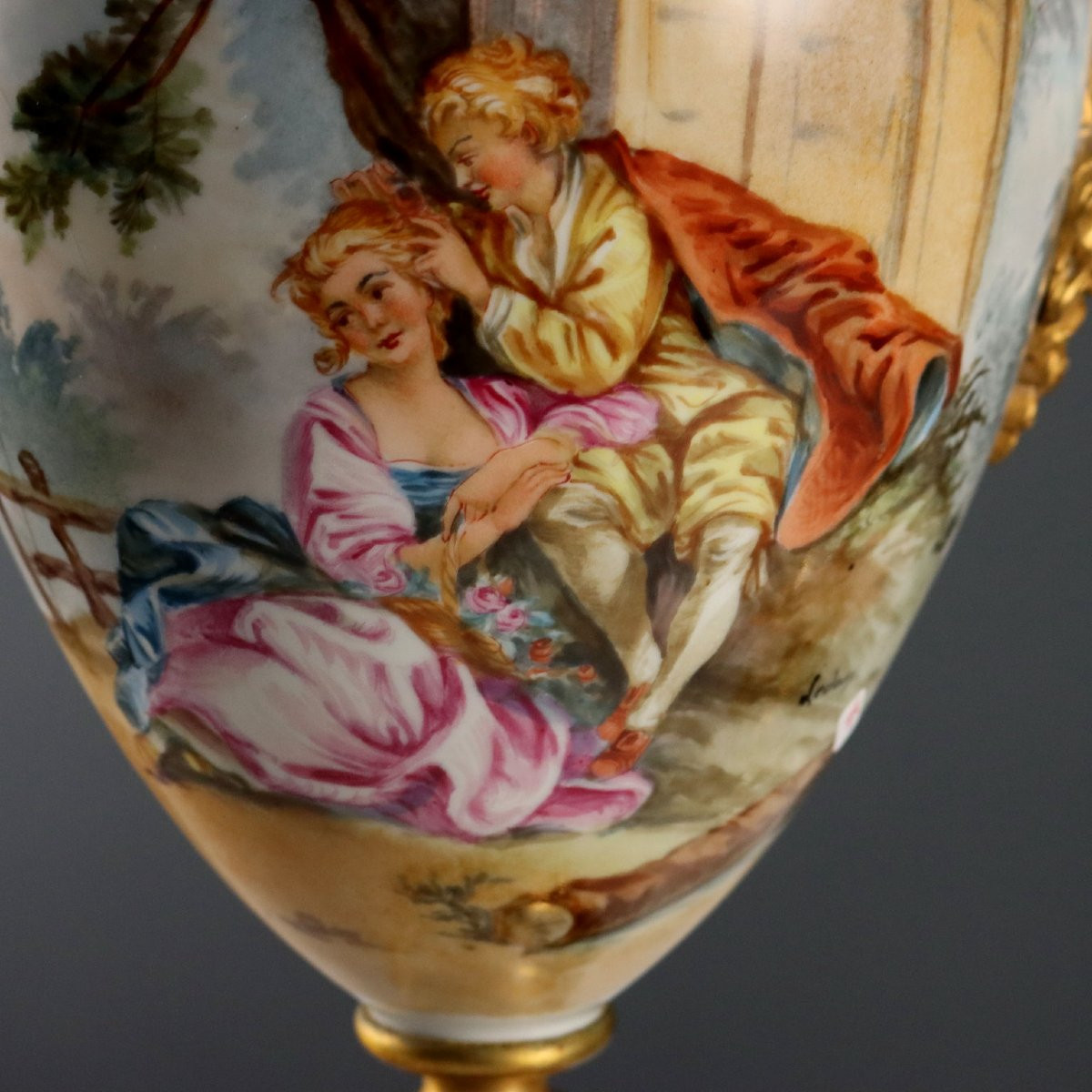 Coppia di Vasi in Porcellana di Sèvres Francia Fine XIX - Inizio XX Secolo-photo-1