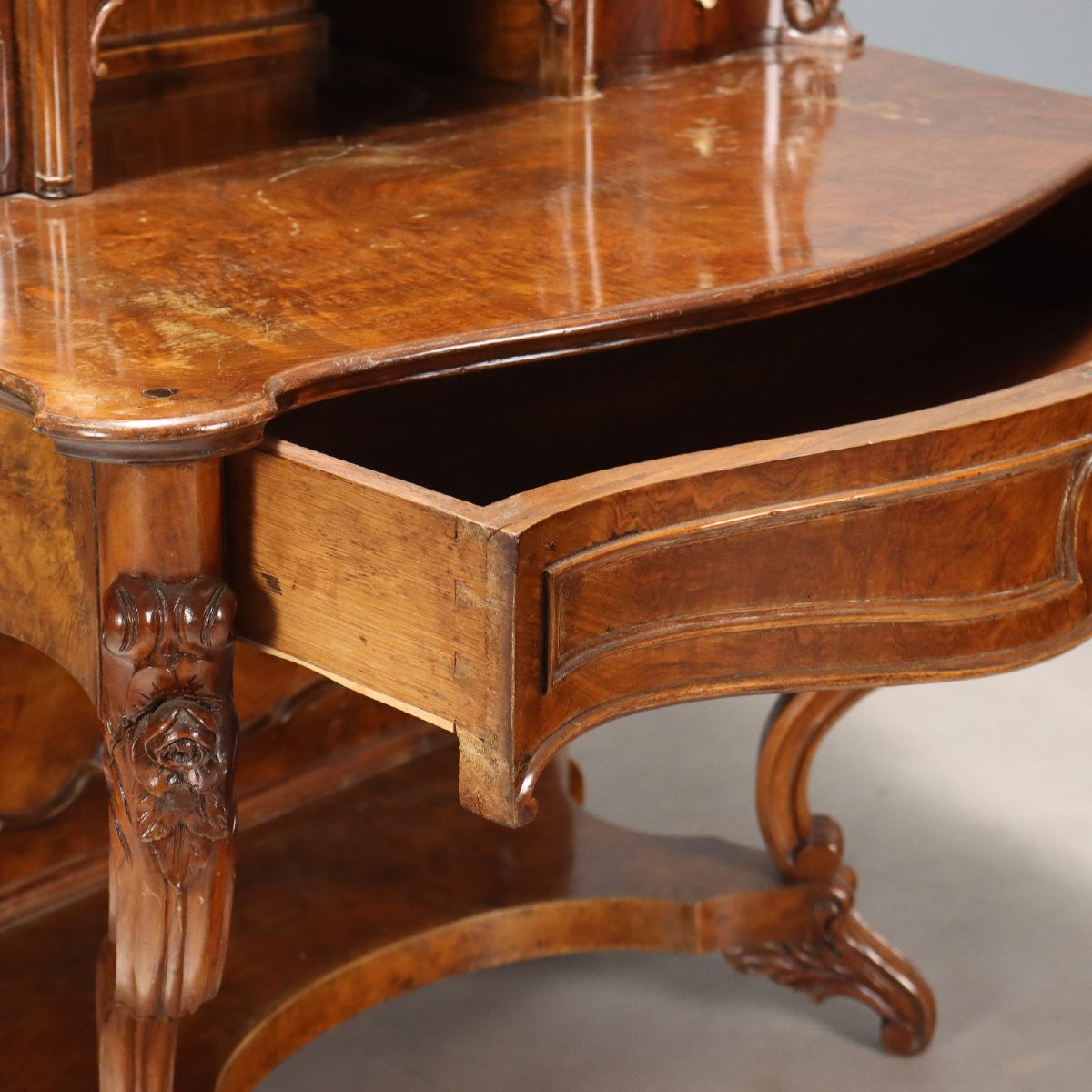 Scrittoio Luigi Filippo in Noce e Piuma di Noce Italia XIX Secolo-photo-3