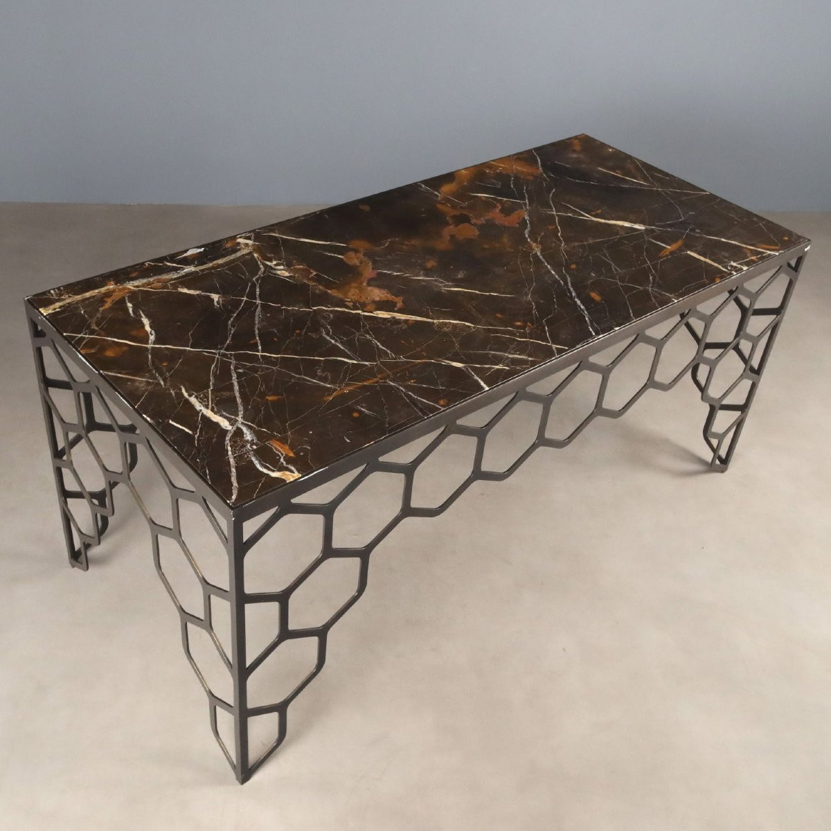 Tavolo Italia, XX Secolo-photo-3