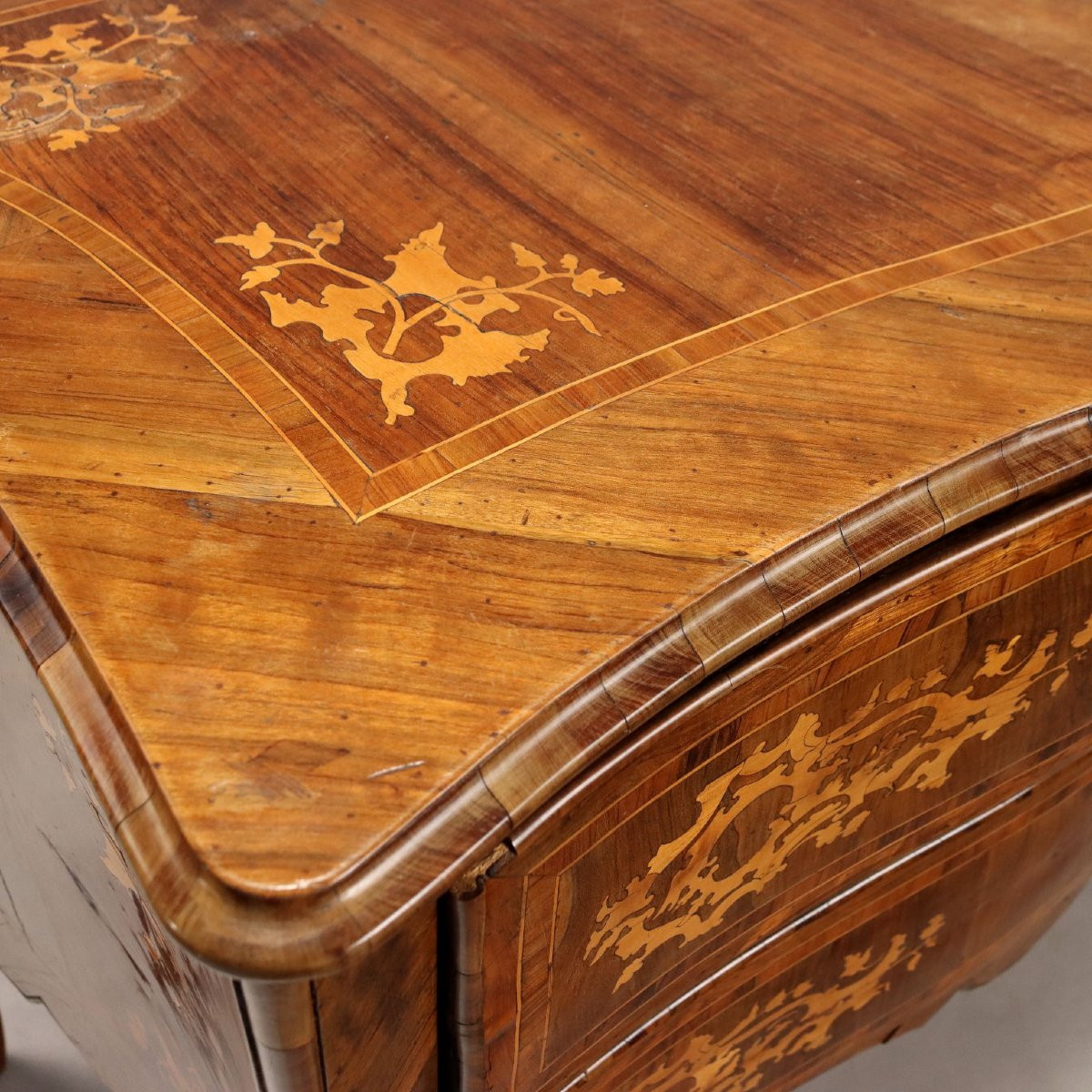 Cassettone Barocchetto in Noce Roma Metà XVIII Secolo-photo-2