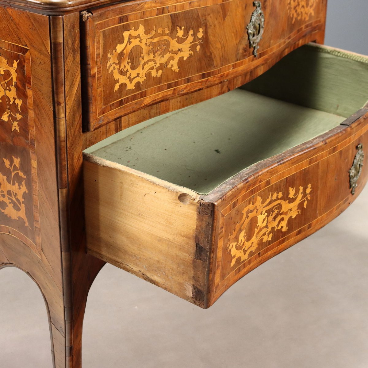 Cassettone Barocchetto in Noce Roma Metà XVIII Secolo-photo-4