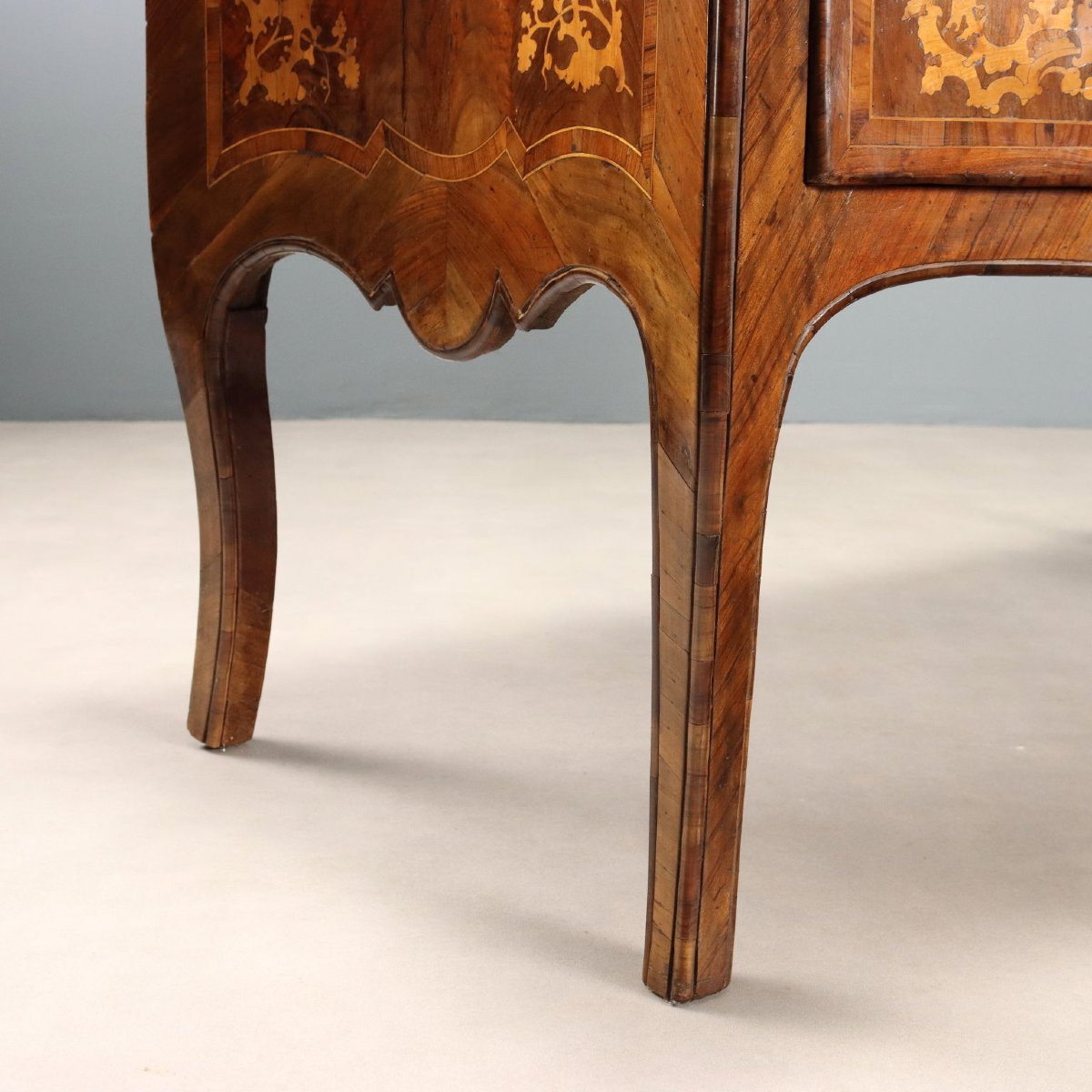 Cassettone Barocchetto in Noce Roma Metà XVIII Secolo-photo-6