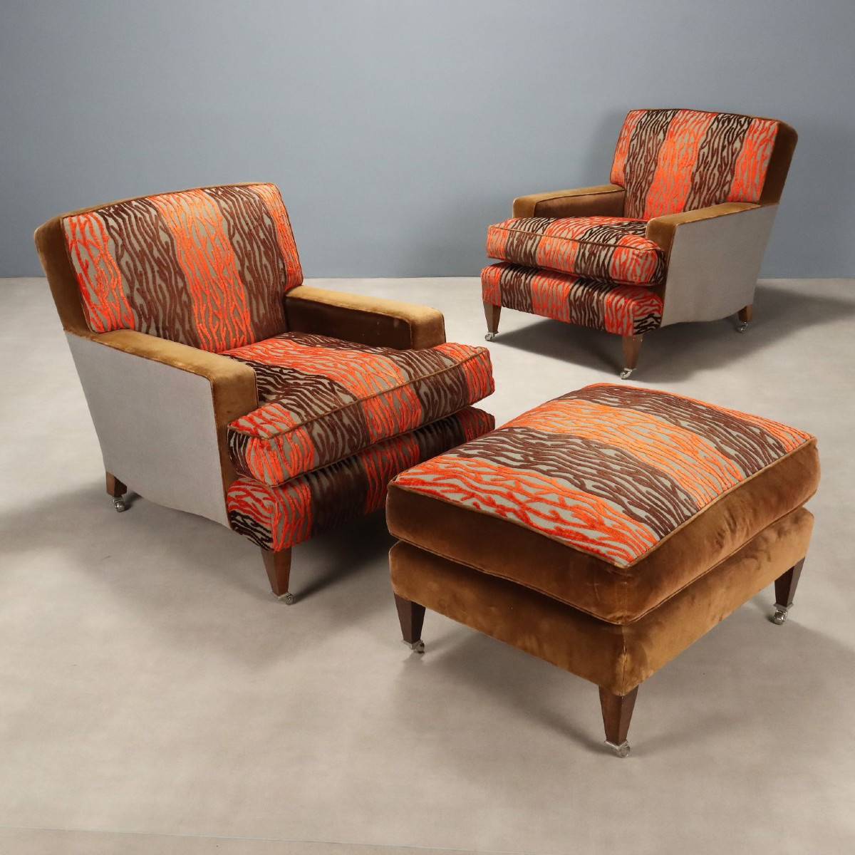 Coppia di Poltrone con Pouf Italia XX Secolo