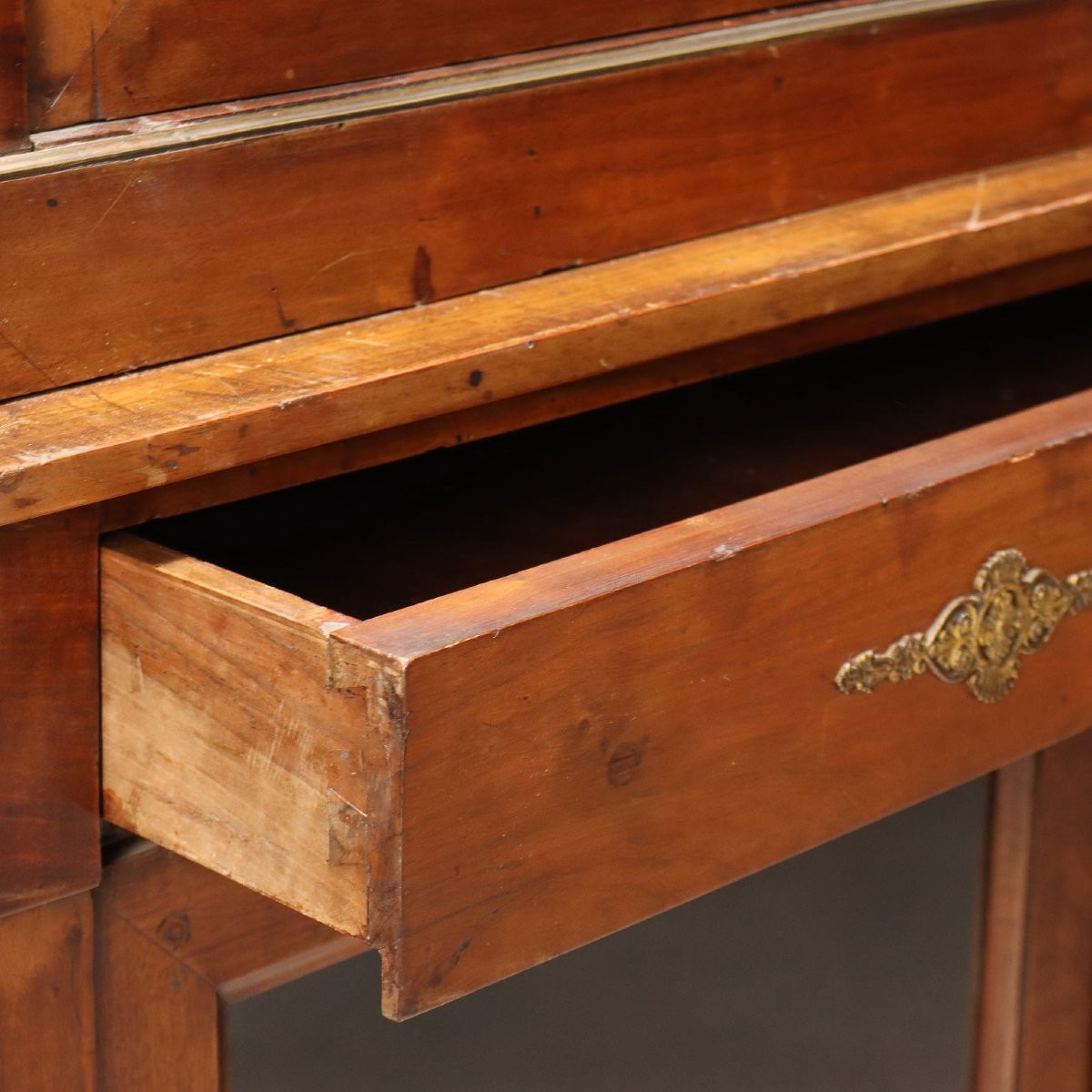 Vetrina Impero in Noce Italia Inizio XIX Secolo-photo-4