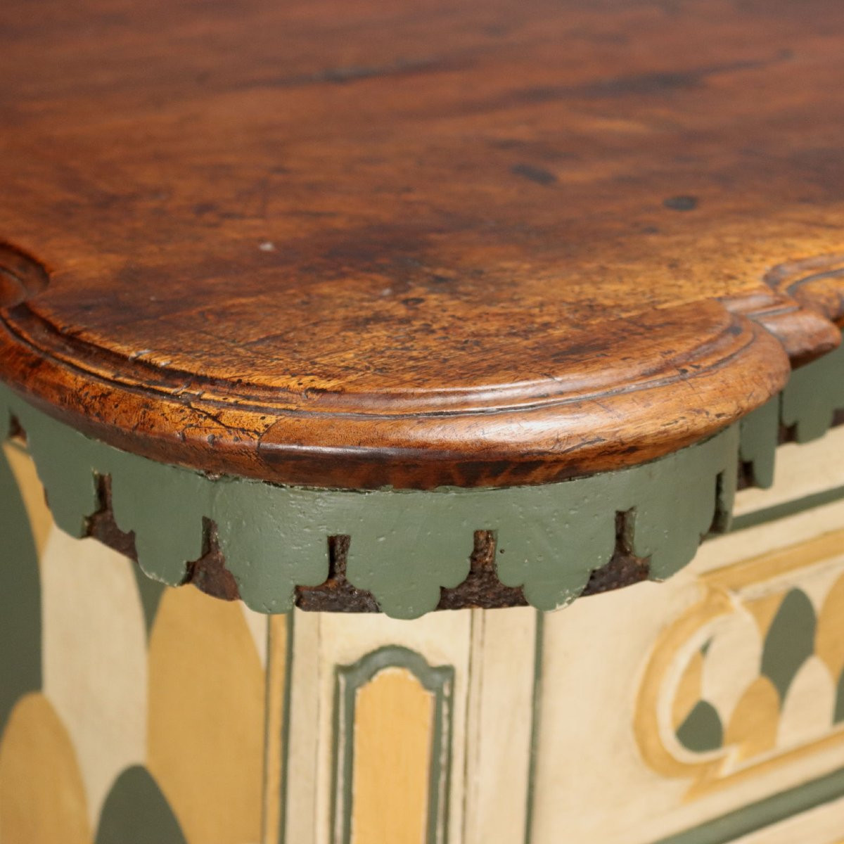 Canterano Barocco dipinto-photo-1