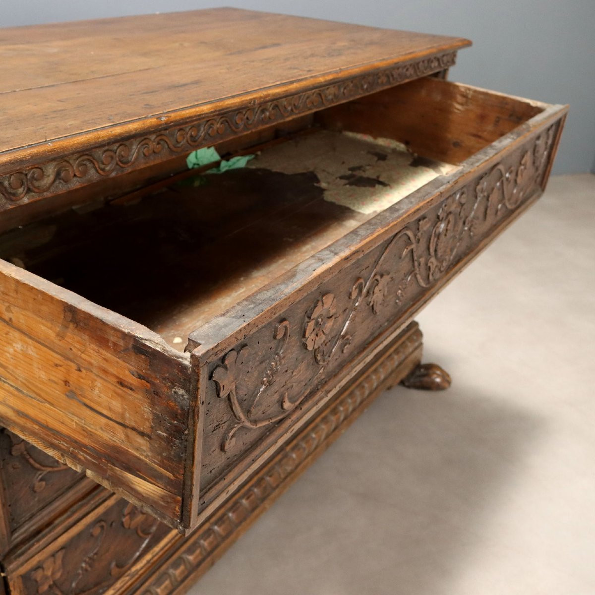 Cassettone Barocco in Noce Italia Primo Quarto XVIII Secolo-photo-1