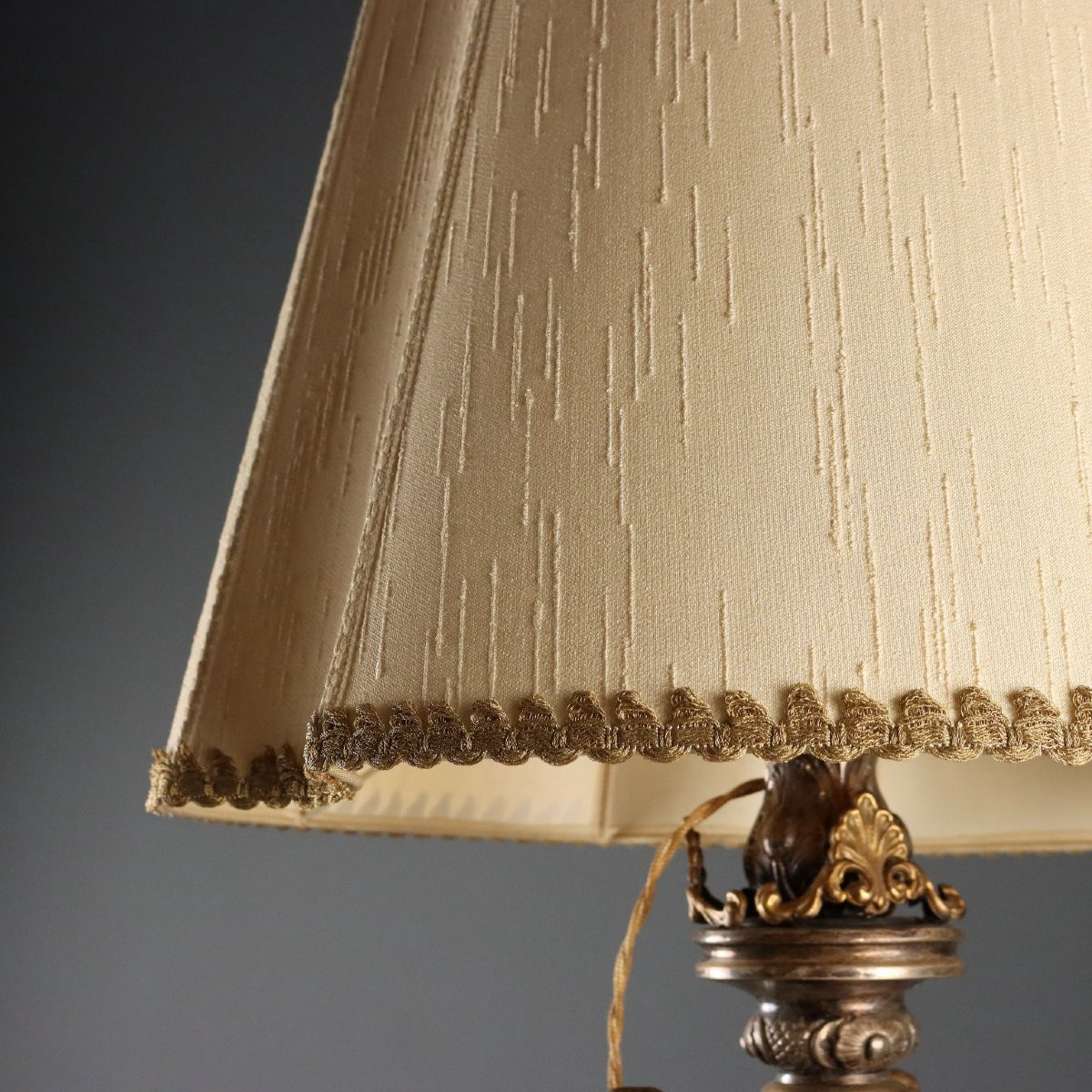 Lampada da Tavolo in Lamierino Argentato Italia XIX Secolo-photo-3