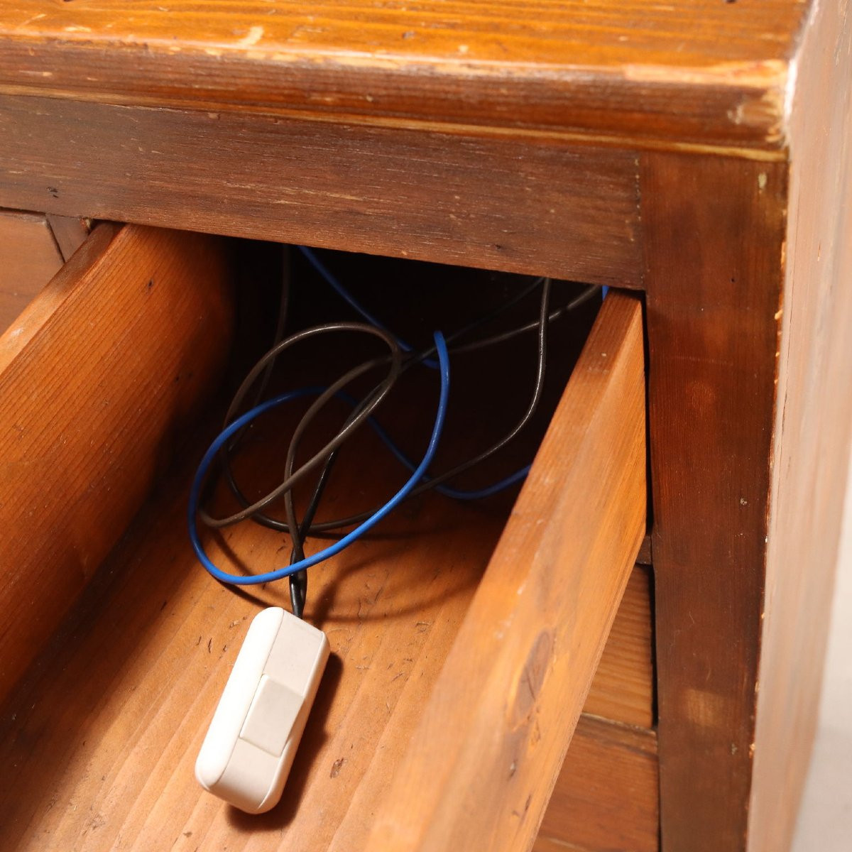 Mobile Cassettiera in Abete Tinto Noce Italia Inizio XX Secolo-photo-5