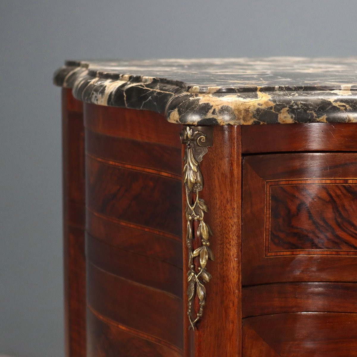 Credenza a quattro ante, Italia, inizio XX Secolo.-photo-3