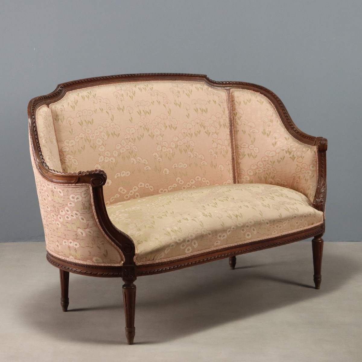 Divano in Stile Neoclassico in Noce Italia Fine XIX Secolo