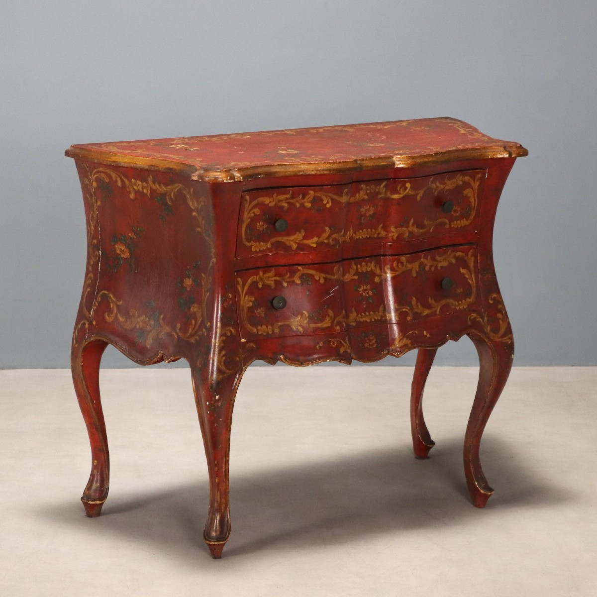 Piccolo Cassettone in Stile Barocchetto Veneziano Fine XIX Secolo