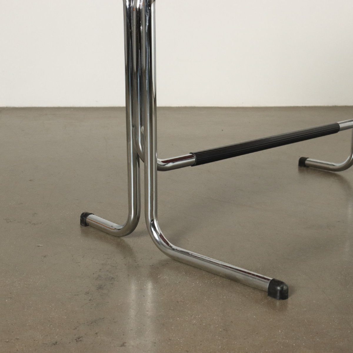 Scrivania 'Orix' di Vittorio Parigi & Nani Prina-photo-2