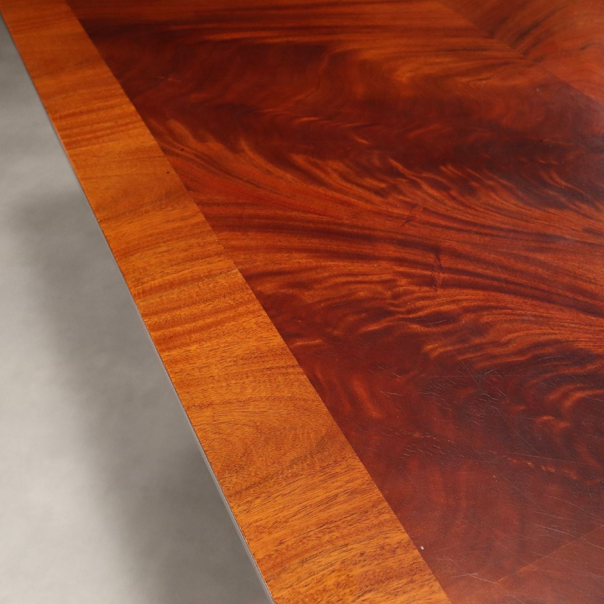 Tavolo Anni '80 con Gambe in Marmo-photo-1